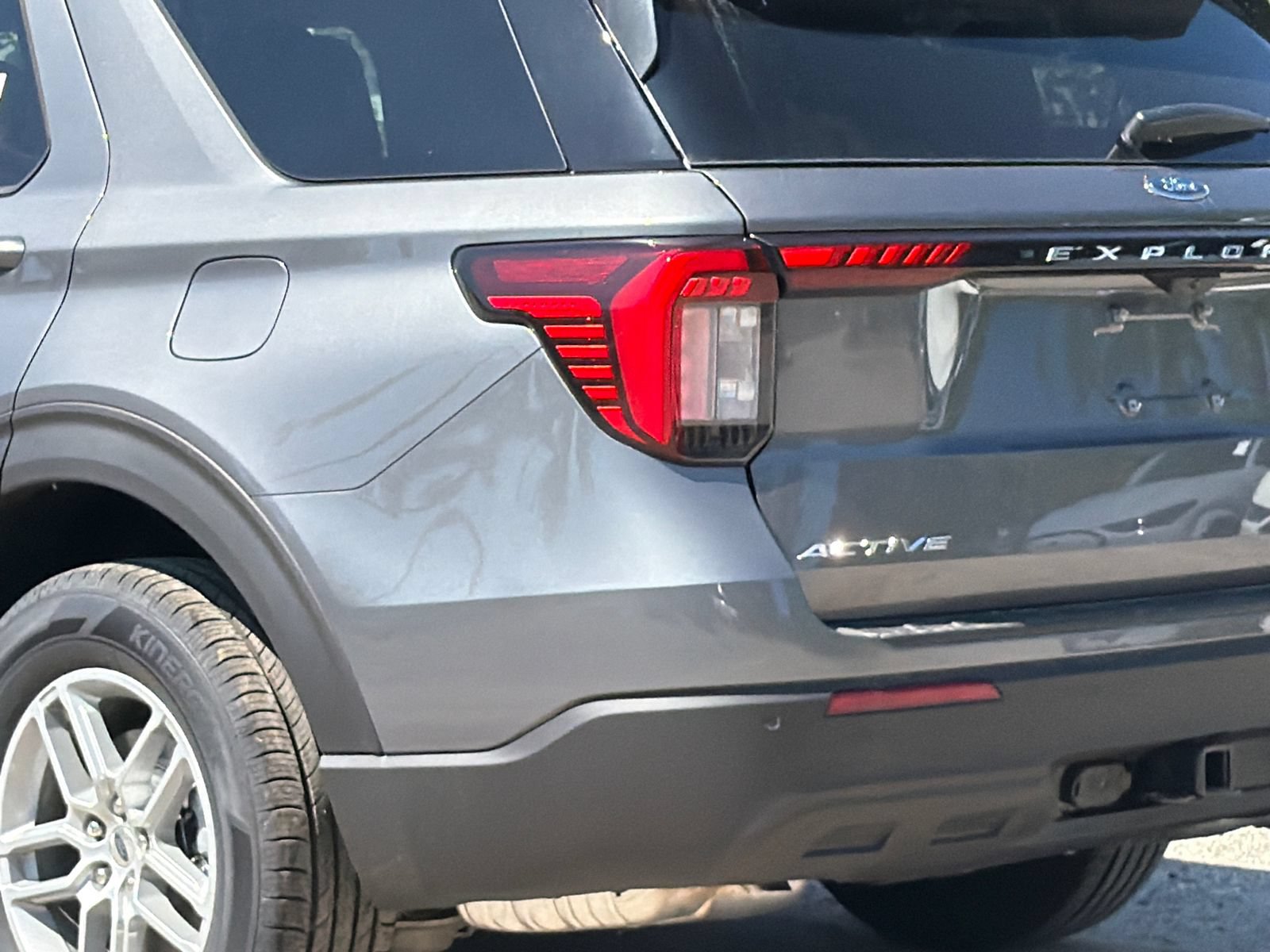 New 2026 Ford Explorer Active AWD/4WD image 7