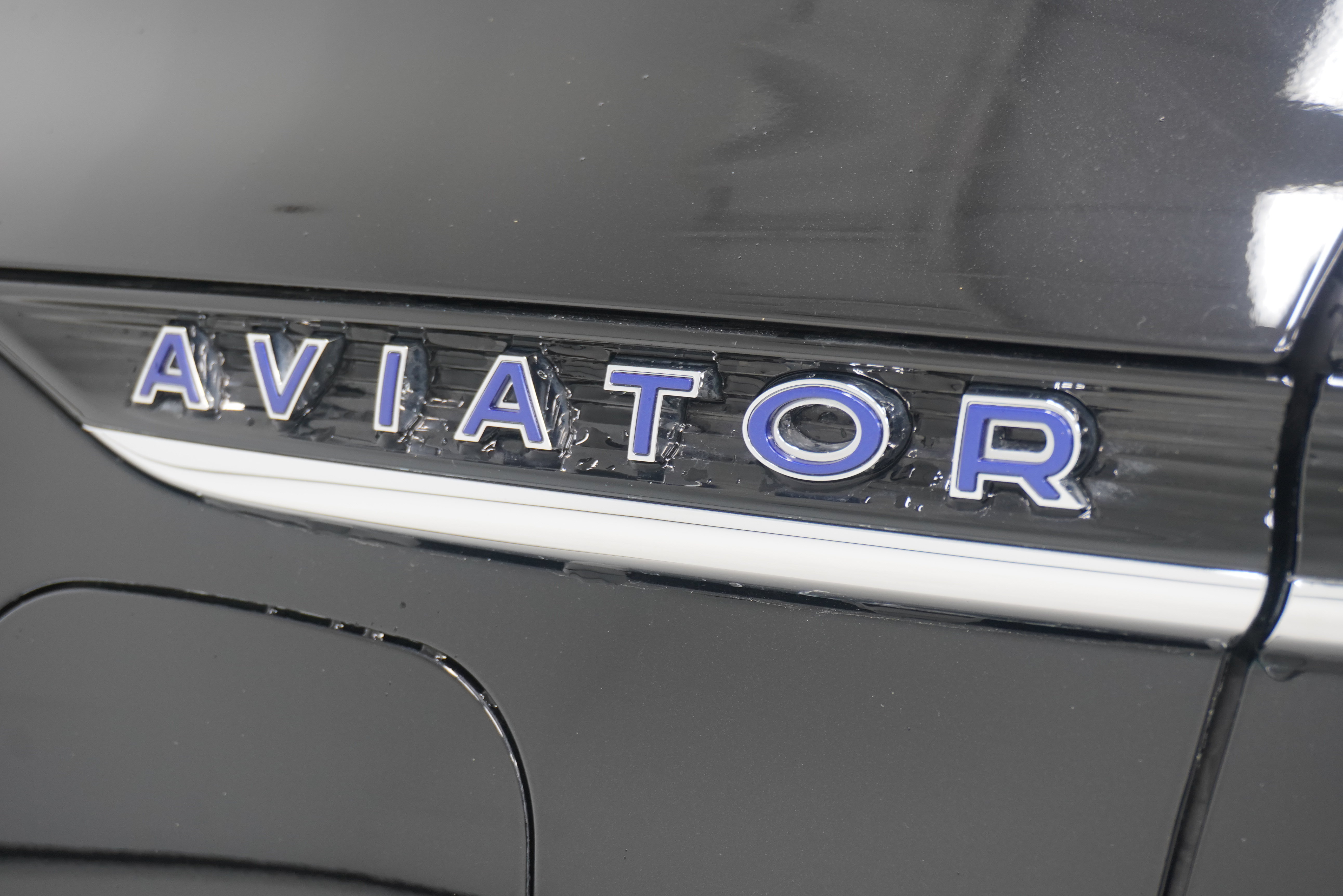Used 2020 Lincoln Aviator Black Label Grand Touring w/ Class IV Trailer Tow Package AWD/4WD image 8