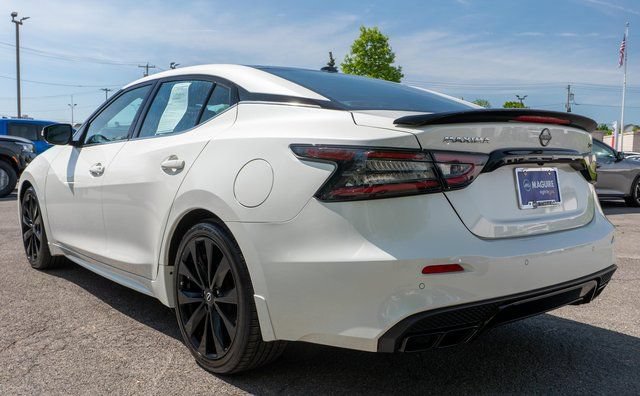 Certified 2023 Nissan Maxima SR w/ Sport Mat Group FWD image 9