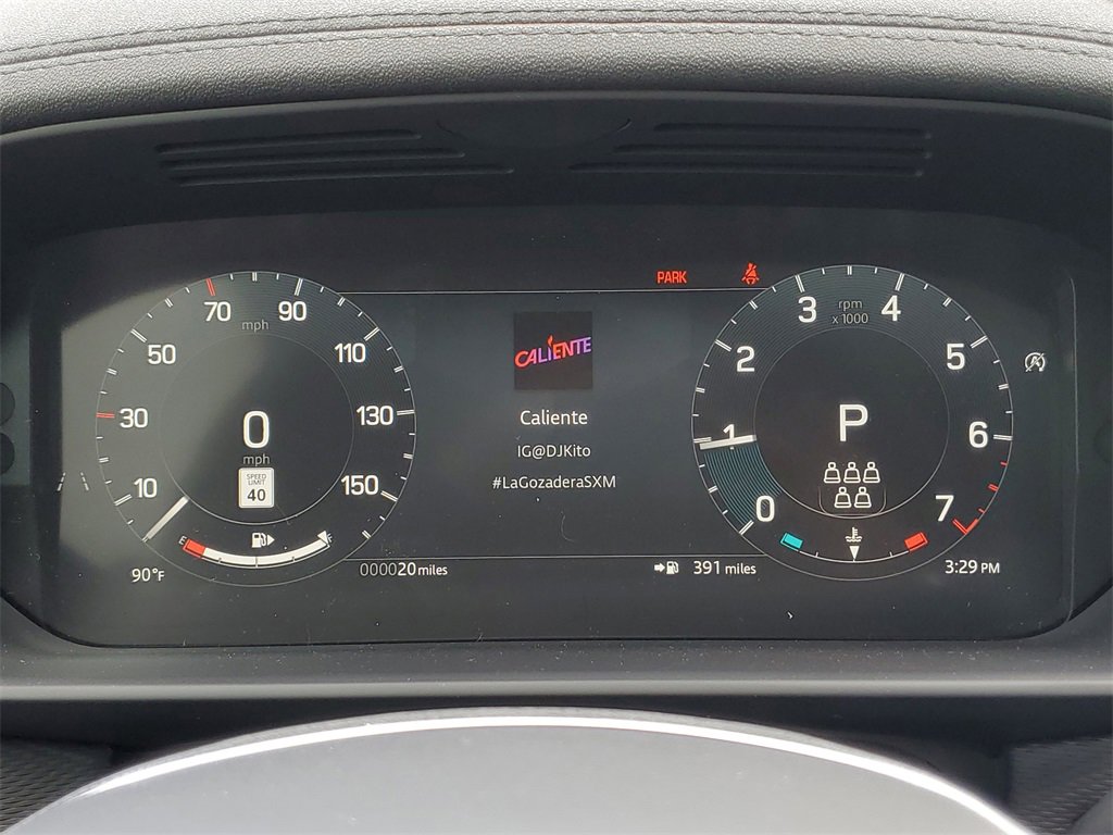 New 2025 Land Rover Discovery Dynamic SE image 14