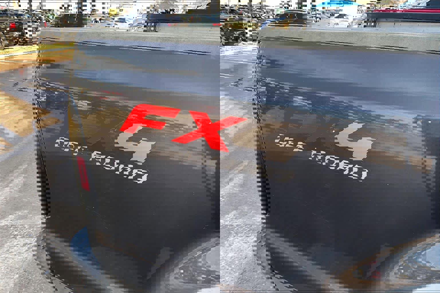 Used 2005 Ford F250 Lariat image 11