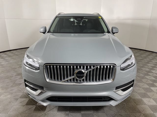 Certified 2025 Volvo XC90 T8 Plus w/ Protection Package Premier AWD/4WD image 8