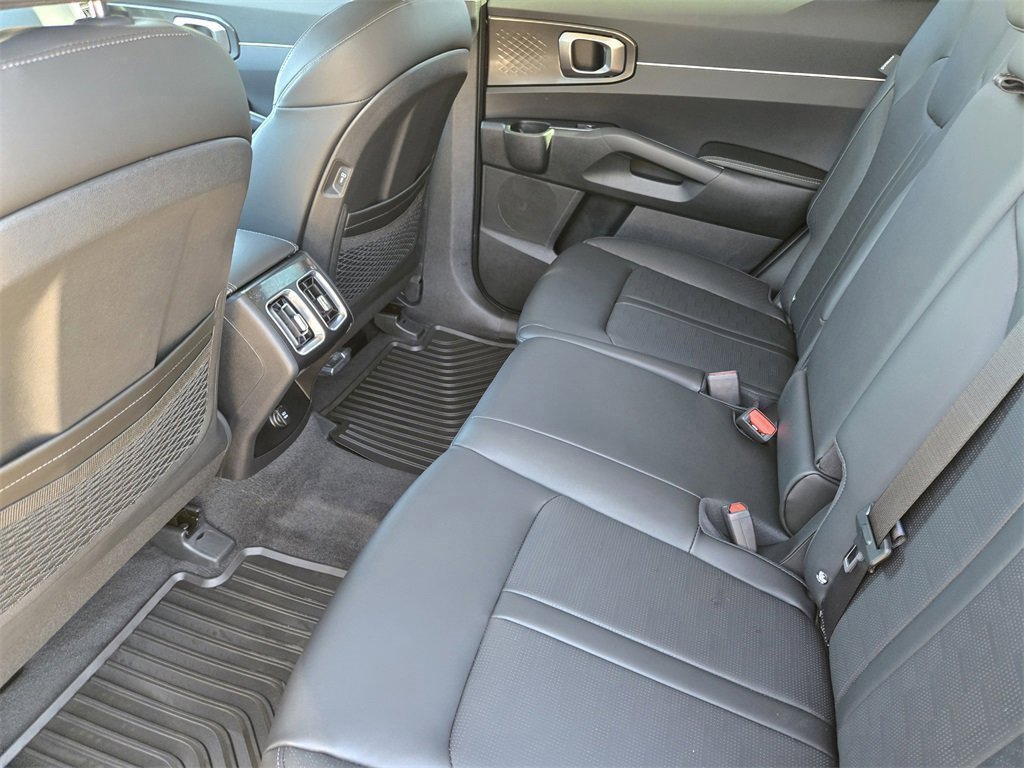 New 2026 Kia Sorento S w/ S Panoramic Sunroof Package image 28