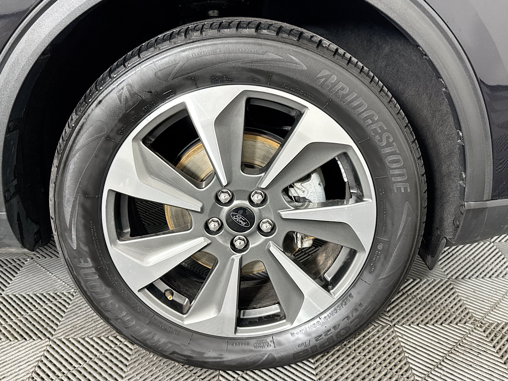 Used 2024 Ford Escape Platinum AWD/4WD image 30