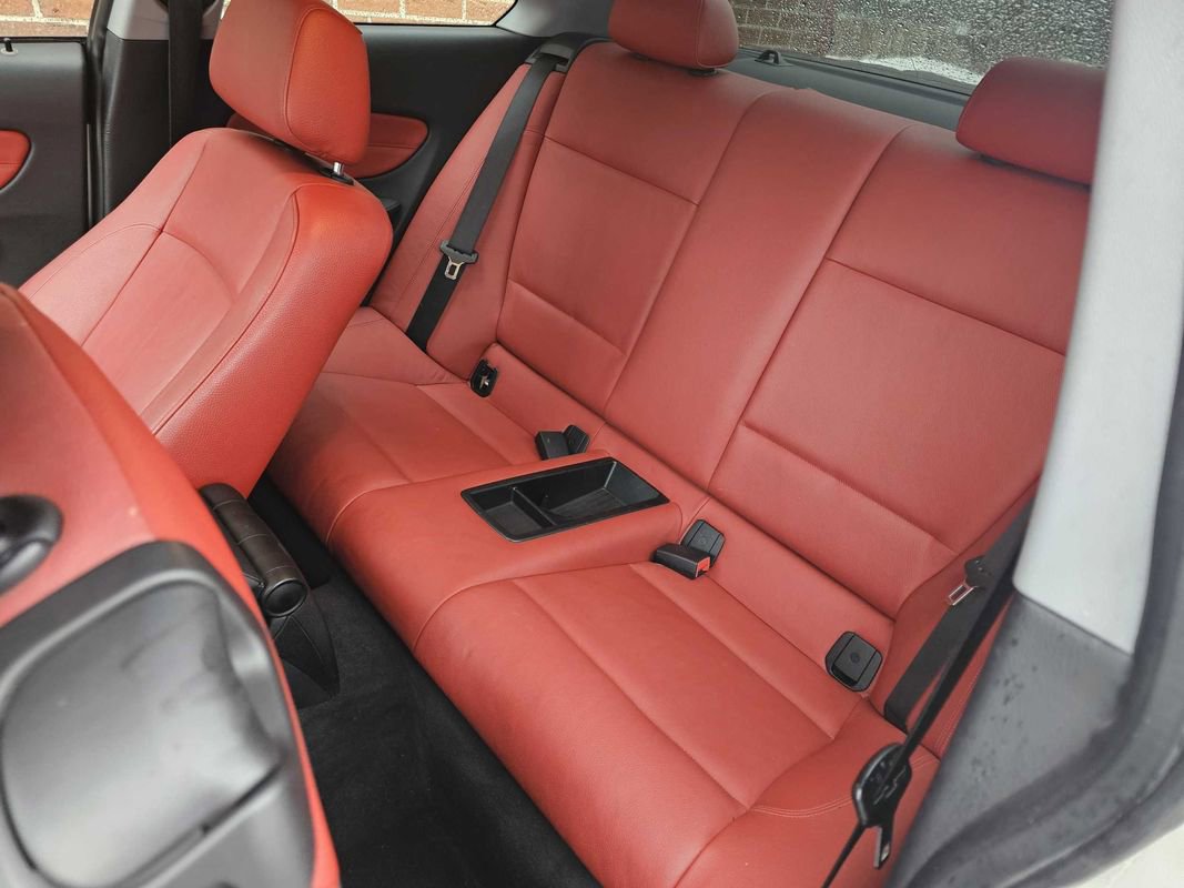 Used 2011 BMW 128i Coupe image 7