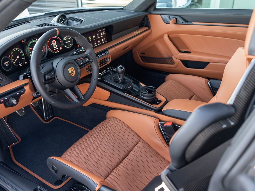 Certified 2024 Porsche 911 GT3 RS RWD image 5