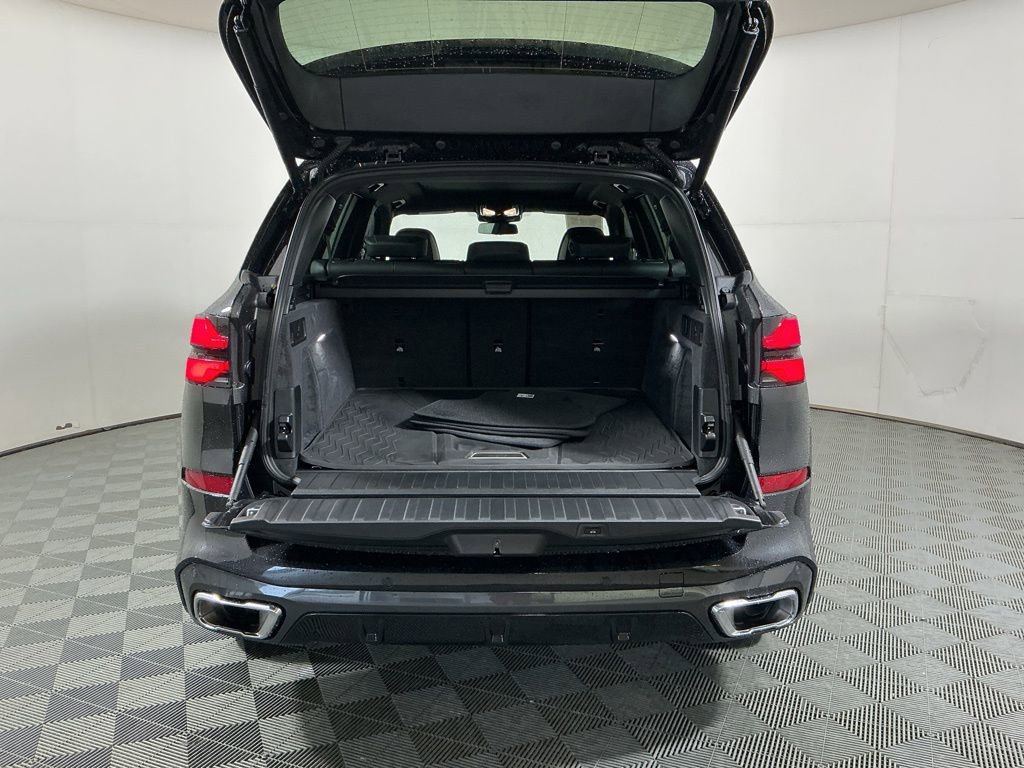 Certified 2026 BMW X5 sDrive40i w/ M Sport Package RWD image 28
