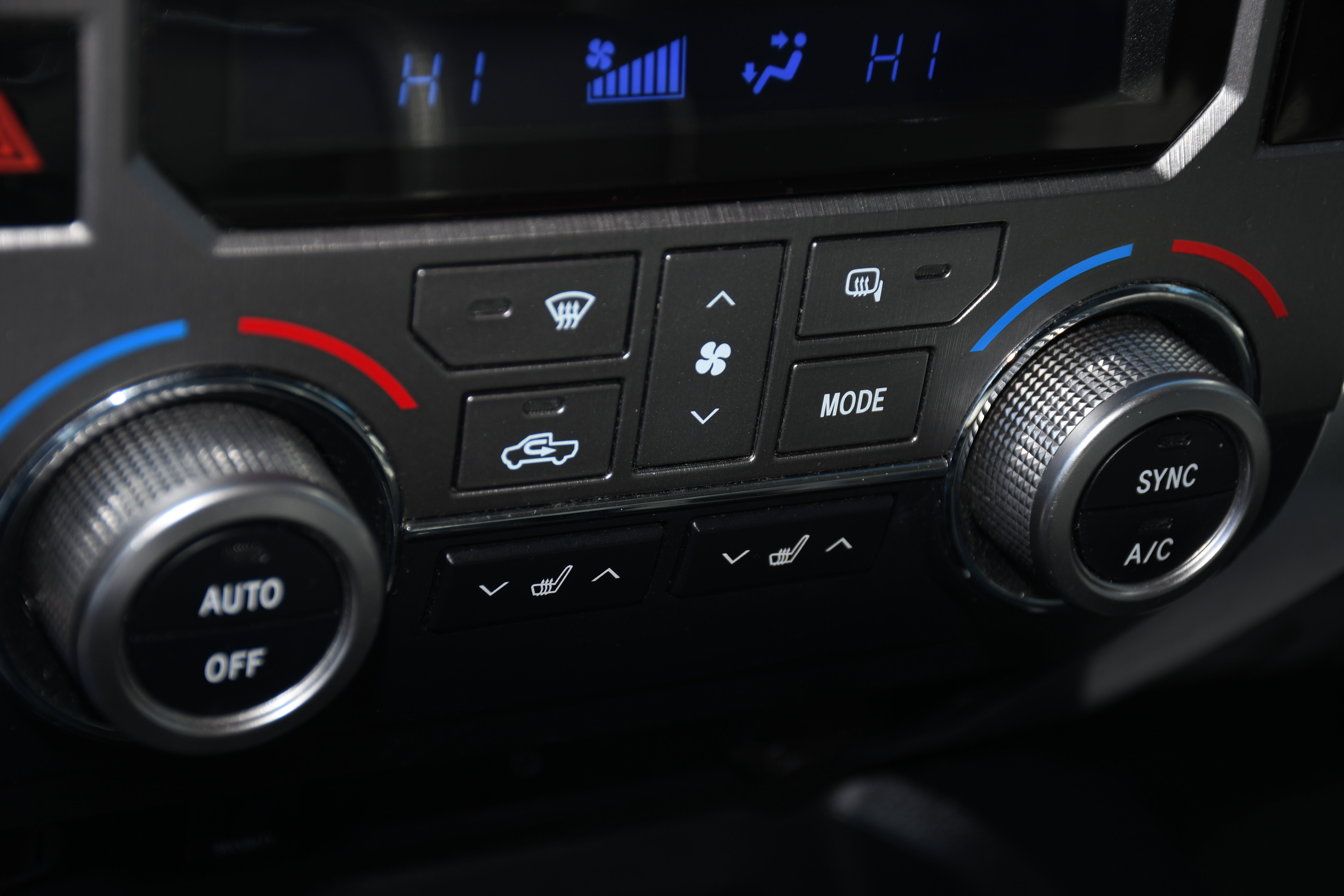 Used 2019 Toyota Tundra Limited image 14