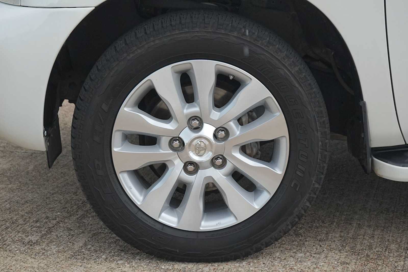 Used 2013 Toyota Sequoia Platinum RWD image 7