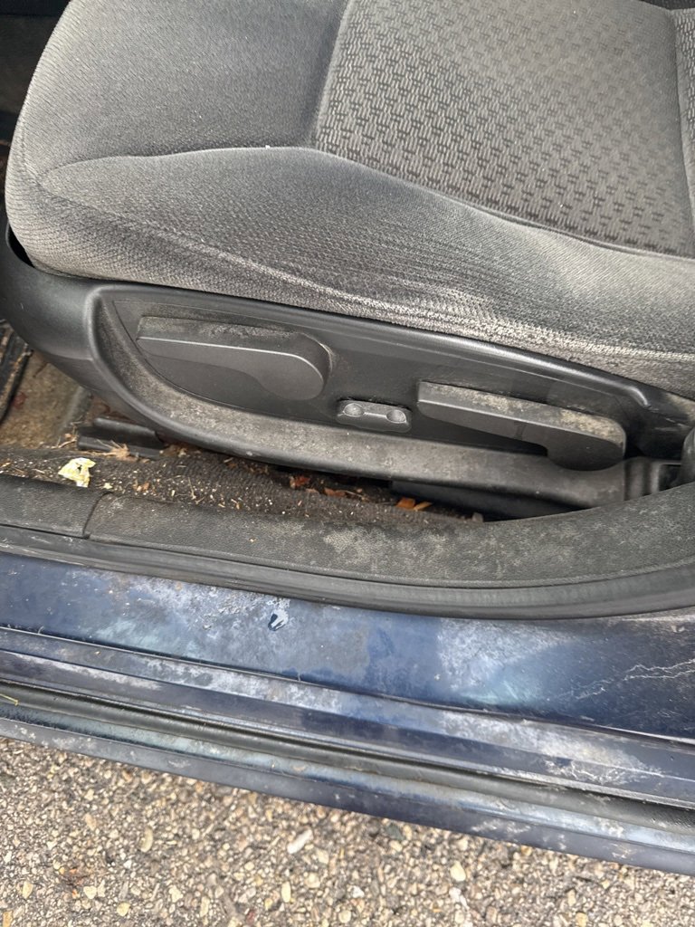 Used 2009 Chevrolet Impala LS image 32