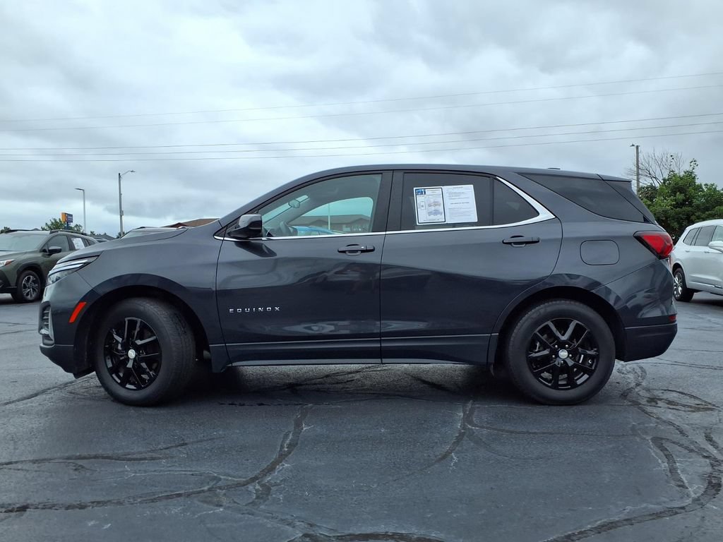Used 2023 Chevrolet Equinox LT AWD/4WD image 32