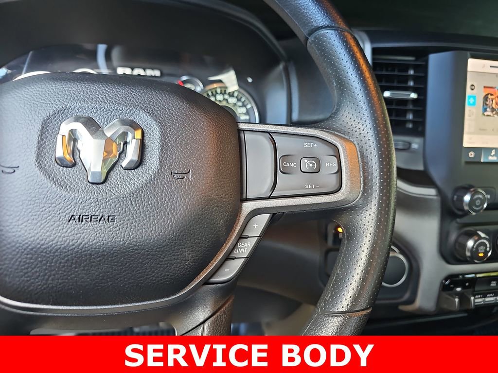 Used 2024 RAM 2500 Tradesman w/ Chrome Appearance Group image 18