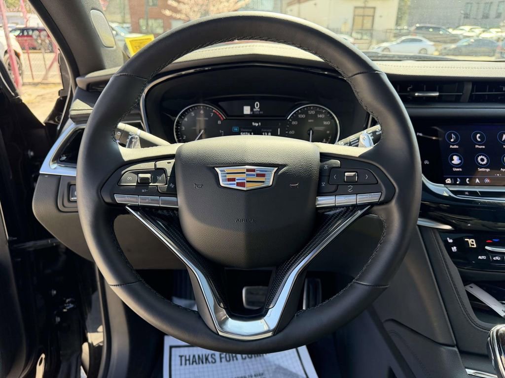 Used 2025 Cadillac XT6 Sport w/ LPO, Floor Liner Package image 26