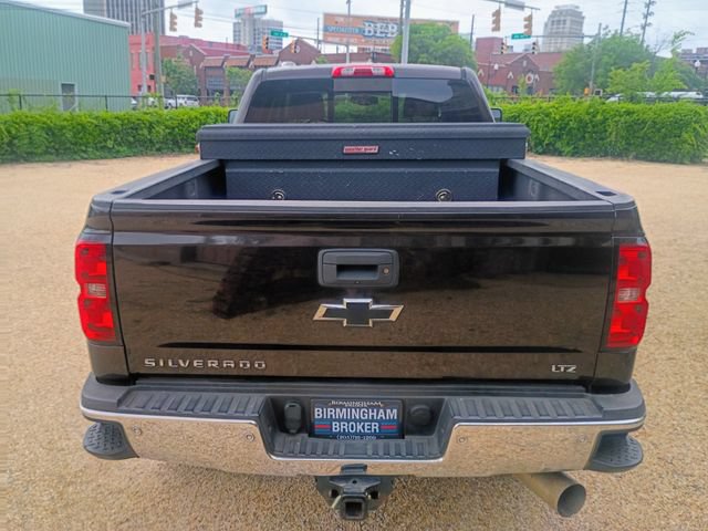 Used 2018 Chevrolet Silverado 2500 LTZ w/ Duramax Plus Package AWD/4WD image 10