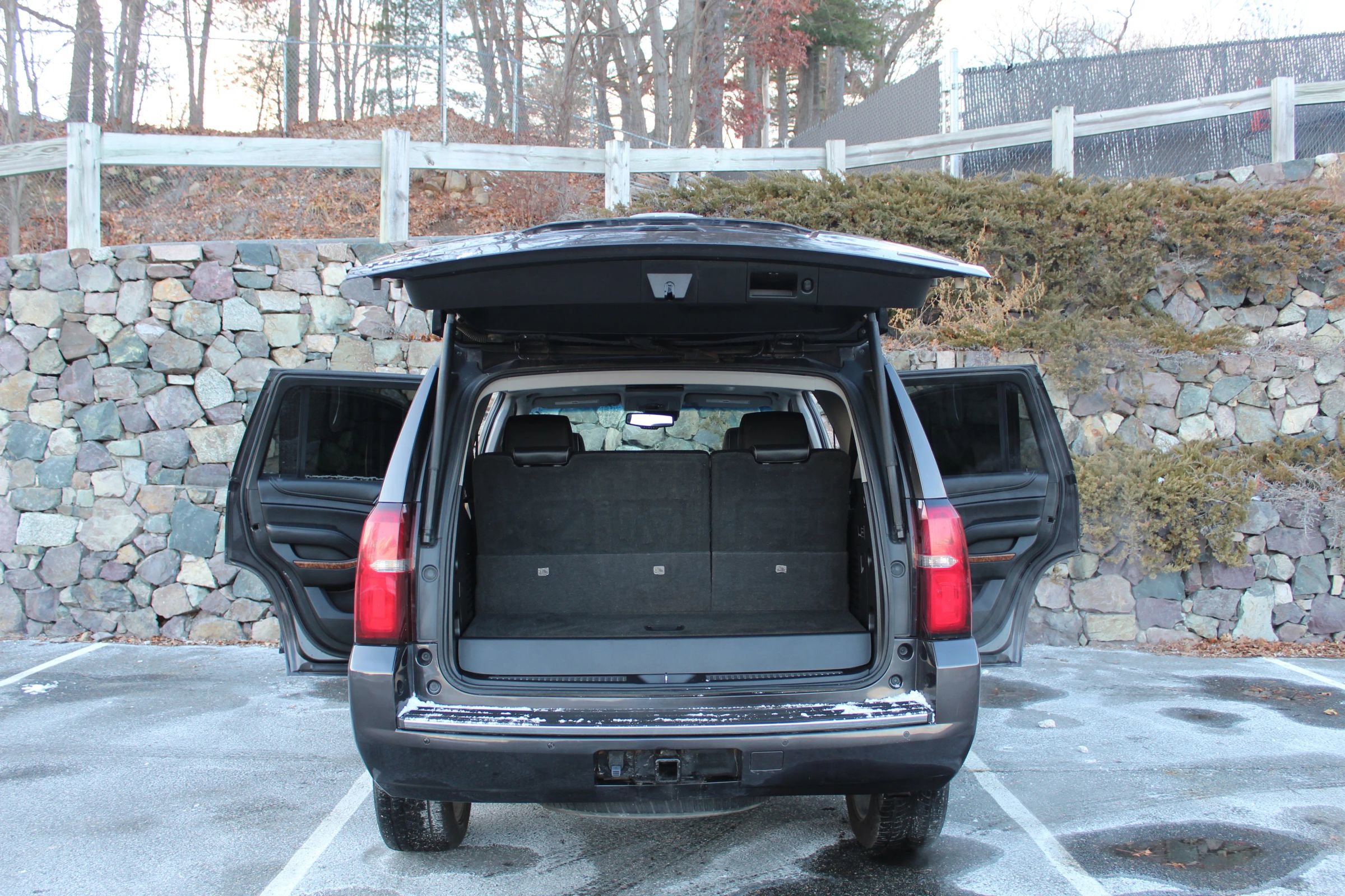 Used 2018 Chevrolet Tahoe Premier AWD/4WD image 10