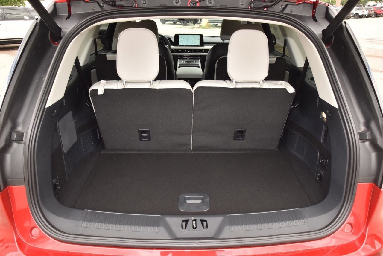 New 2026 Lincoln Aviator AWD image 35