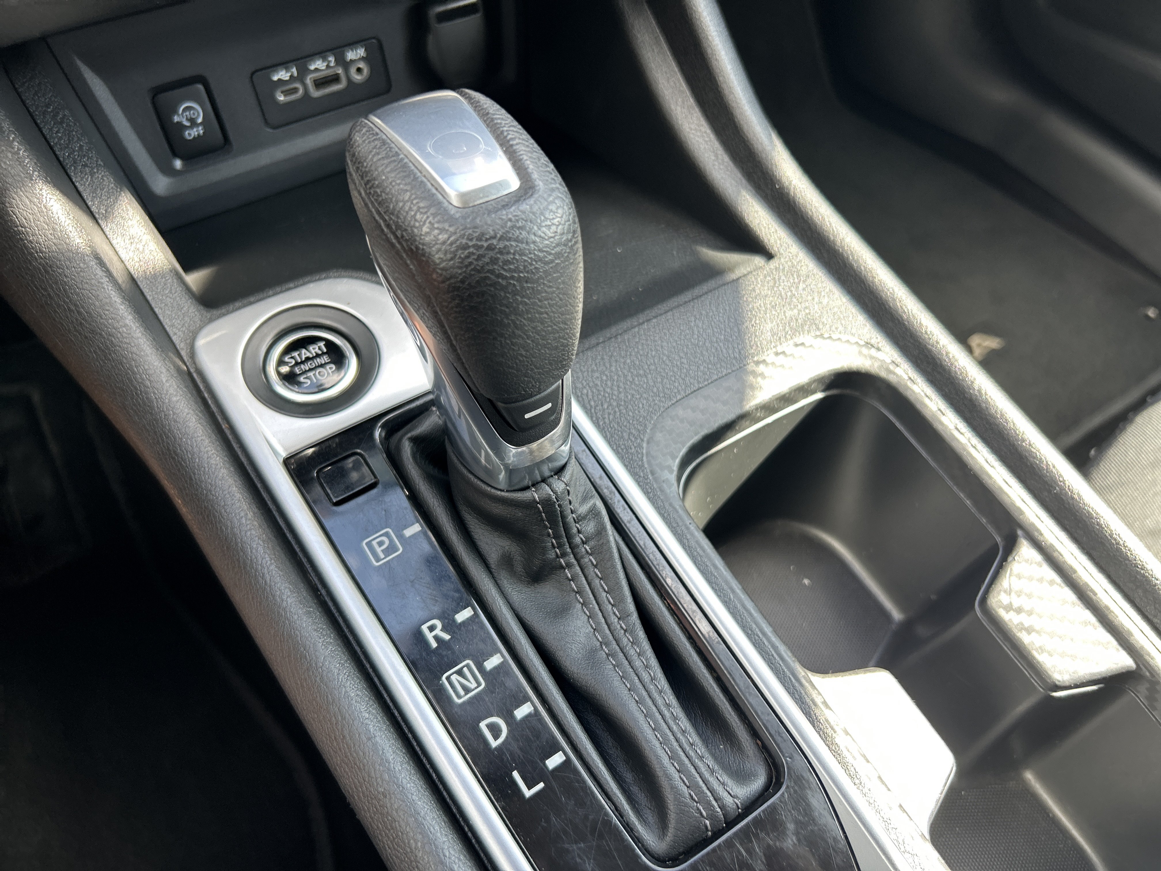 Used 2024 Nissan Sentra SV w/ All-Weather Package FWD image 24