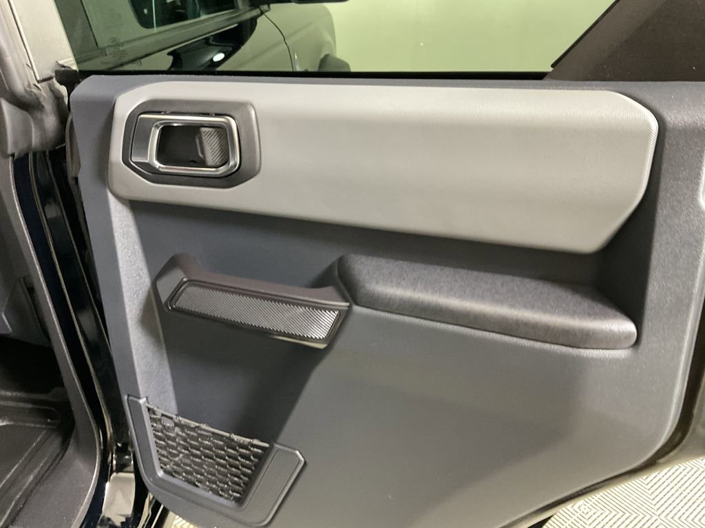 Used 2024 Ford Bronco Black Diamond image 21