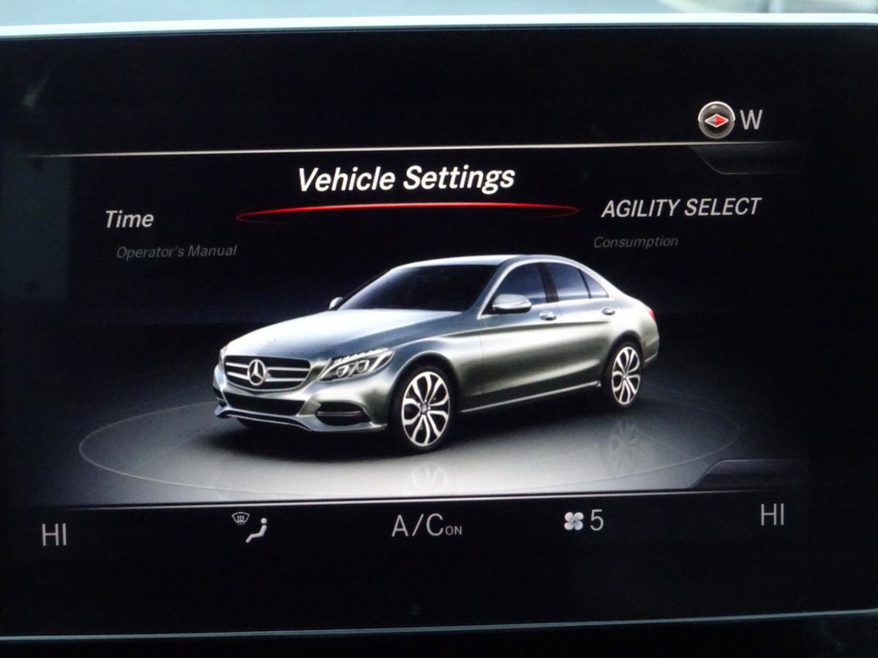 Used 2015 Mercedes-Benz C 300 4MATIC Sedan image 19