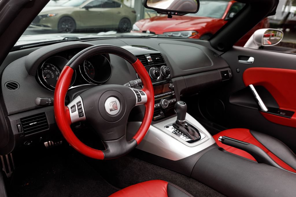 Used 2008 Saturn Sky RWD image 33