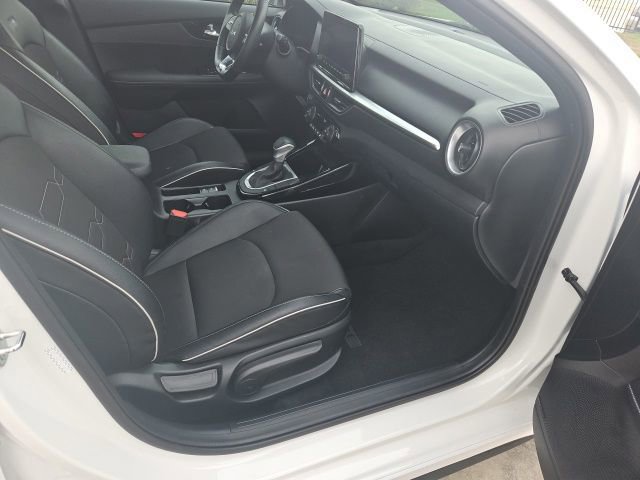 Used 2024 Kia Forte GT-Line w/ GT-Line Premium Package image 30
