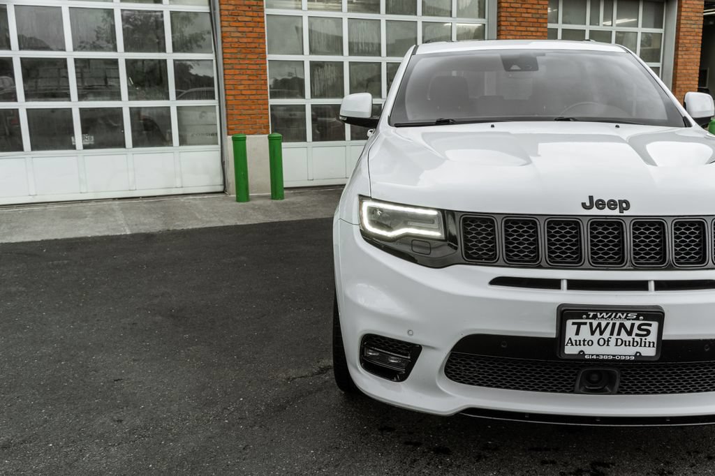 Used 2020 Jeep Grand Cherokee SRT w/ Trailer Tow Group IV AWD/4WD image 38