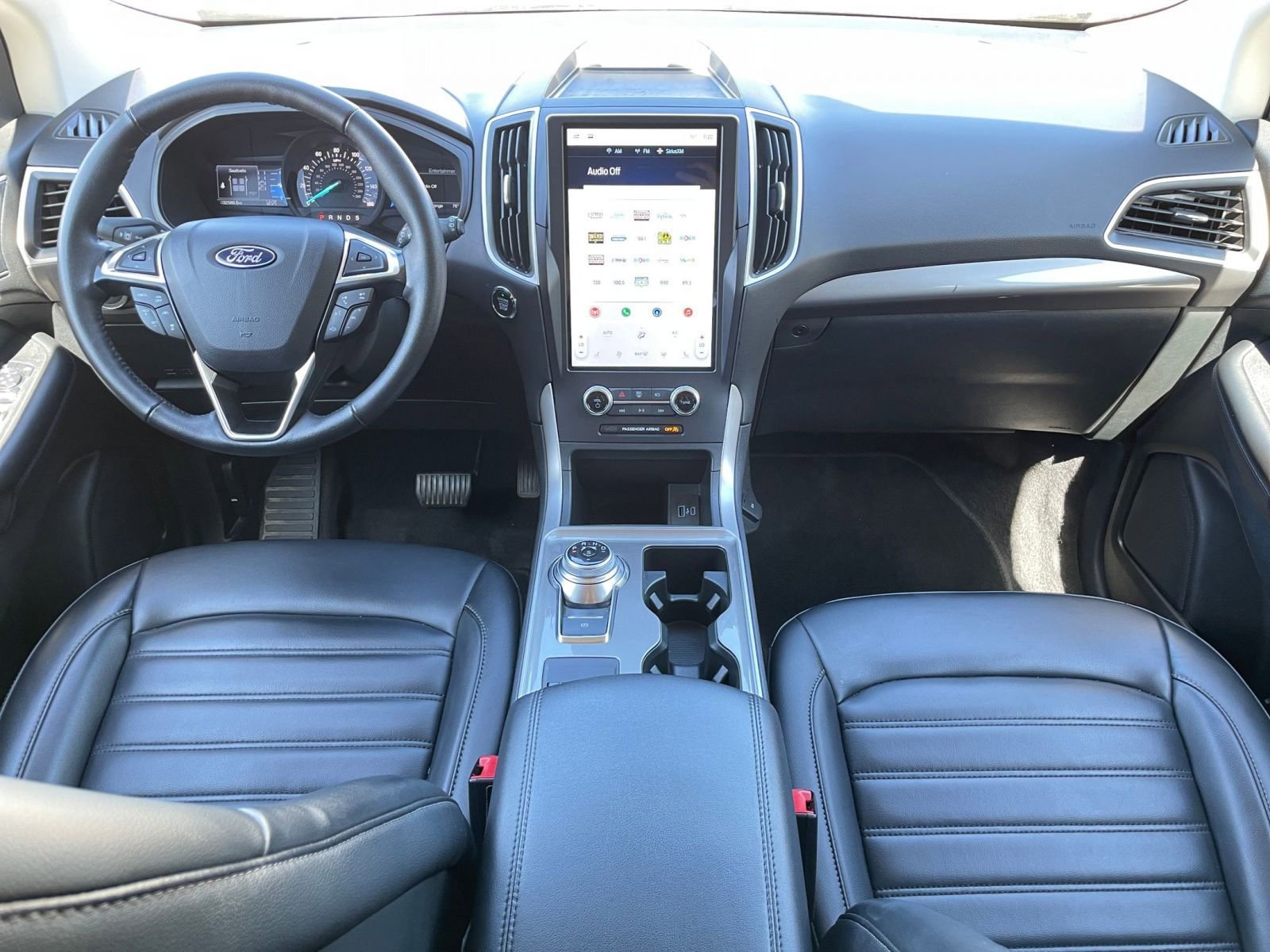 Used 2024 Ford Edge SEL image 33