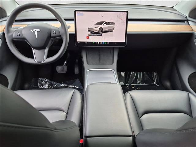 Used 2024 Tesla Model Y Long Range AWD/4WD image 20