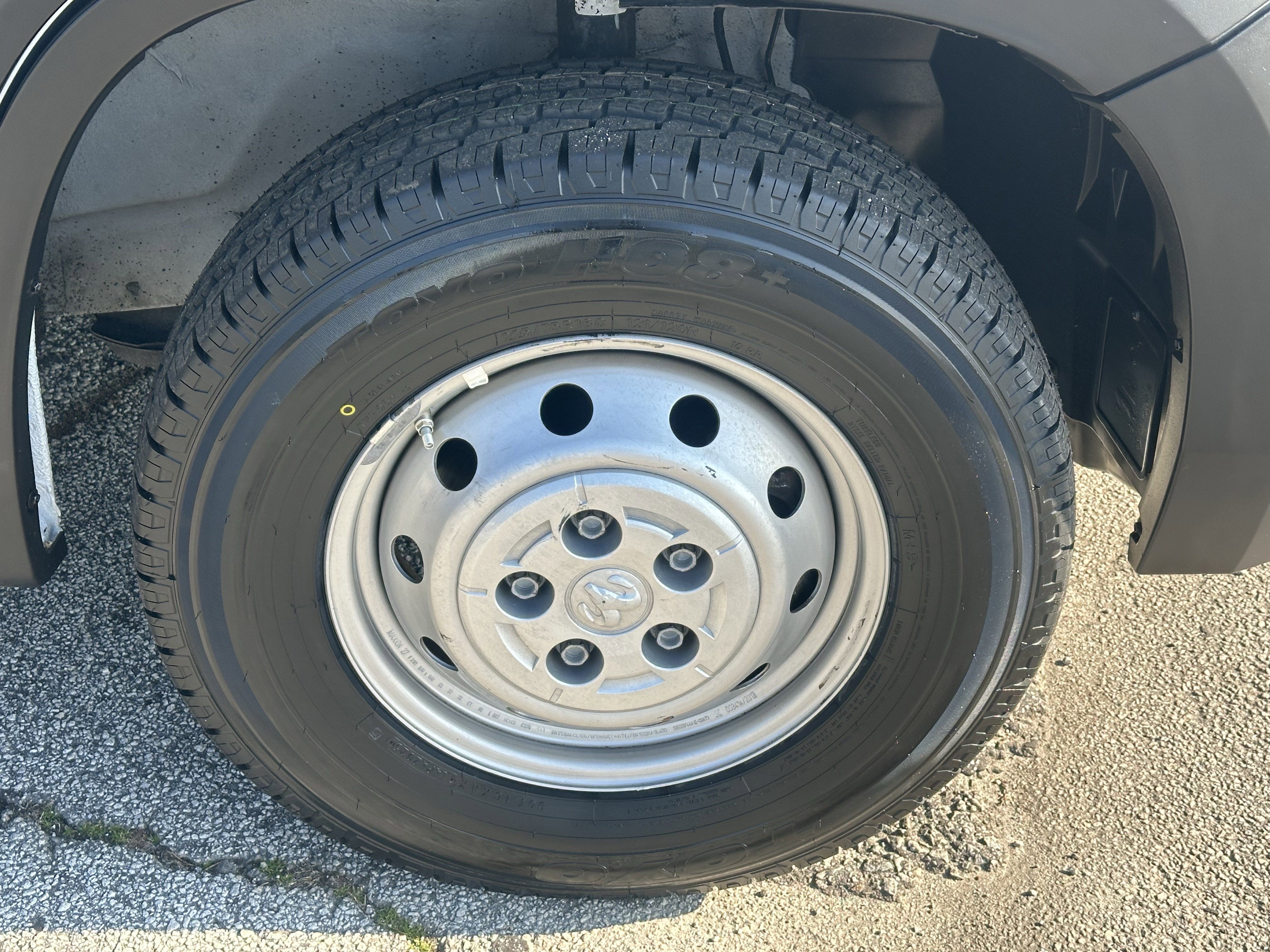 Used 2023 RAM ProMaster 3500 w/ Driver Convenience Group image 15