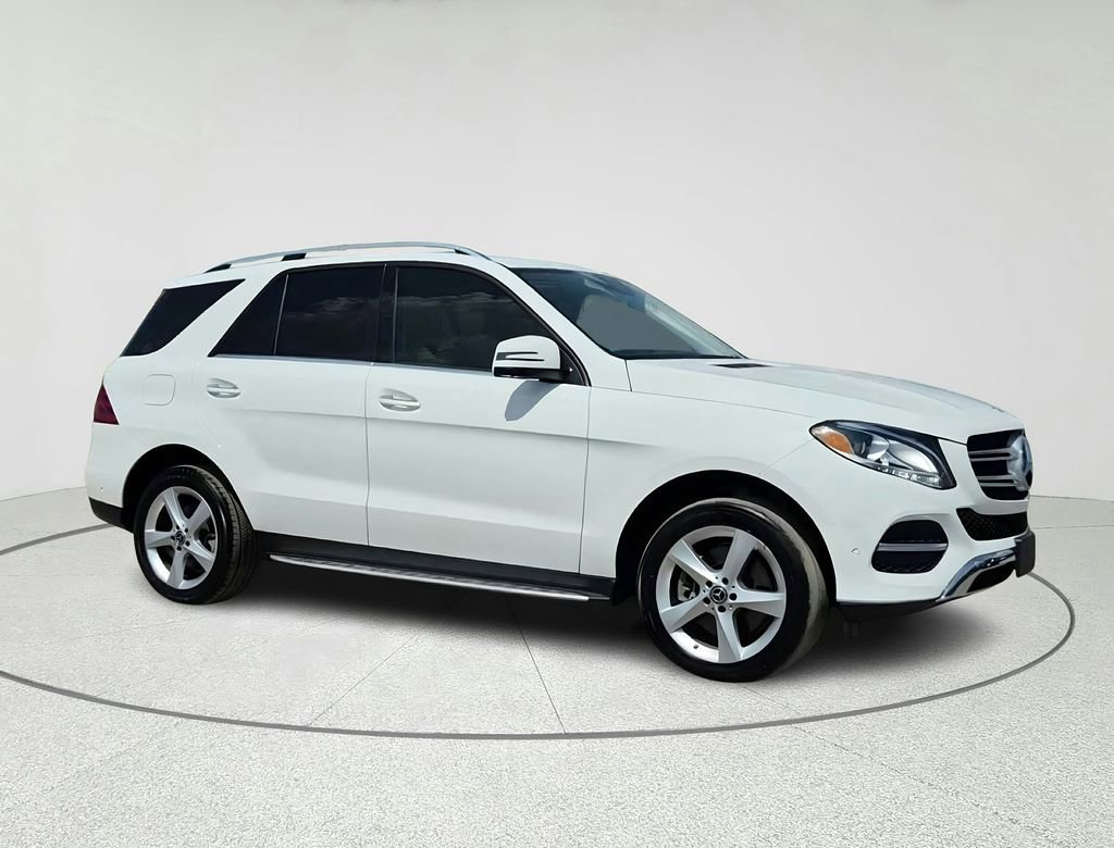 Used 2019 Mercedes-Benz GLE 400 4MATIC image 3
