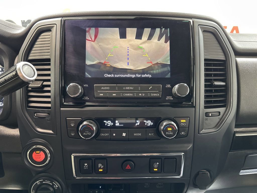 Used 2024 Nissan Titan SV w/ SV Convenience Package image 31