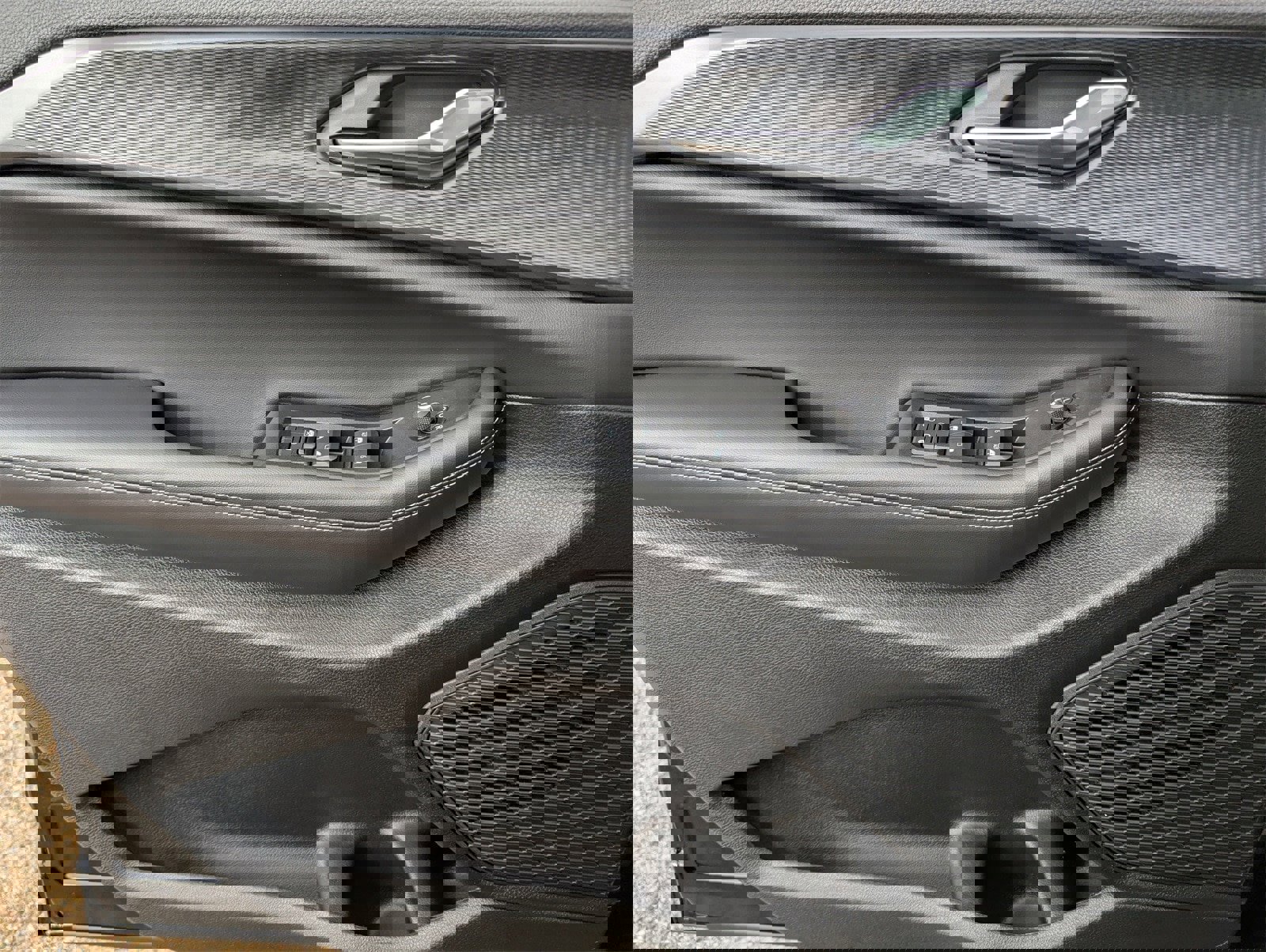 New 2025 Jeep Grand Cherokee Altitude image 14