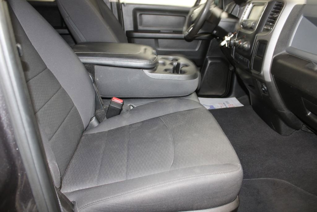 Used 2019 RAM 1500 Tradesman w/ Tradesman SXT Package image 28