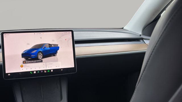 Used 2023 Tesla Model Y Long Range AWD/4WD image 16