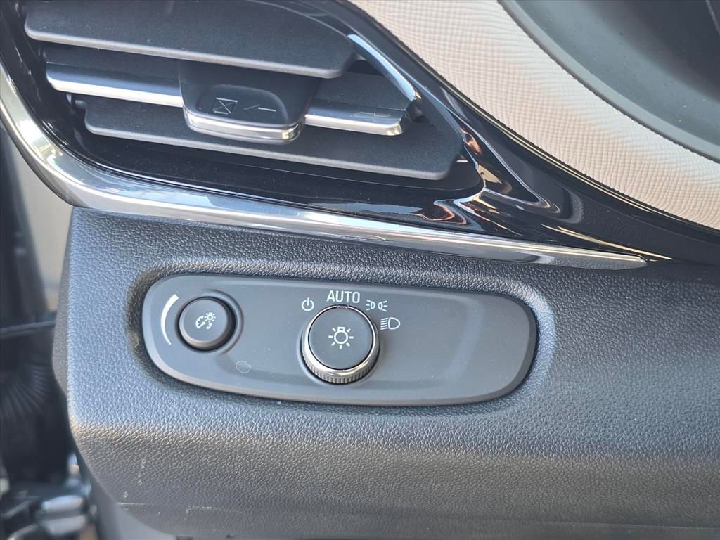 Used 2026 Buick Envista Avenir image 23