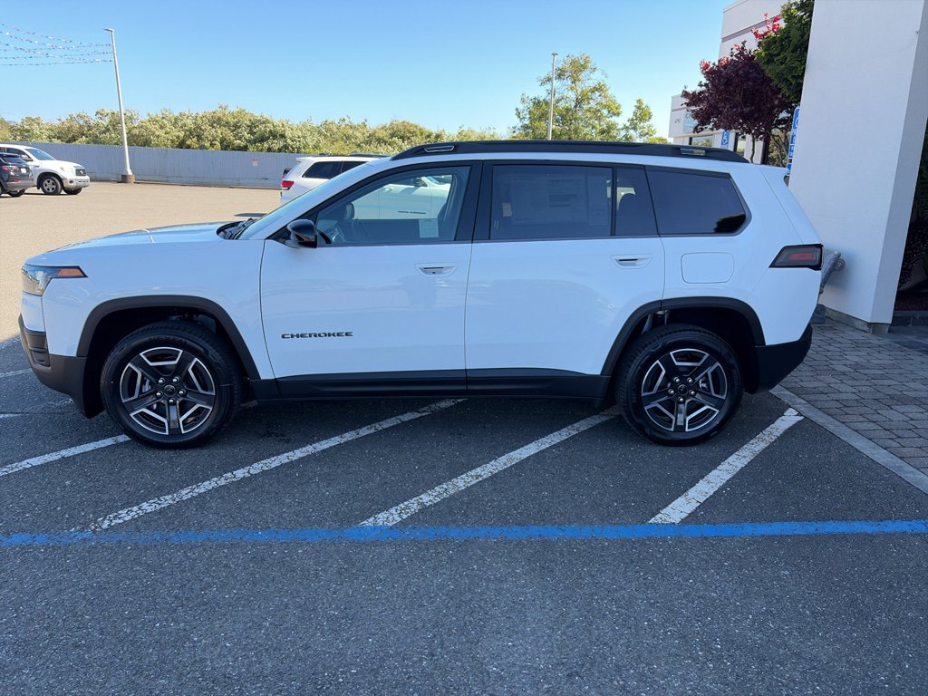 New 2026 Jeep Cherokee Laredo AWD/4WD image 4
