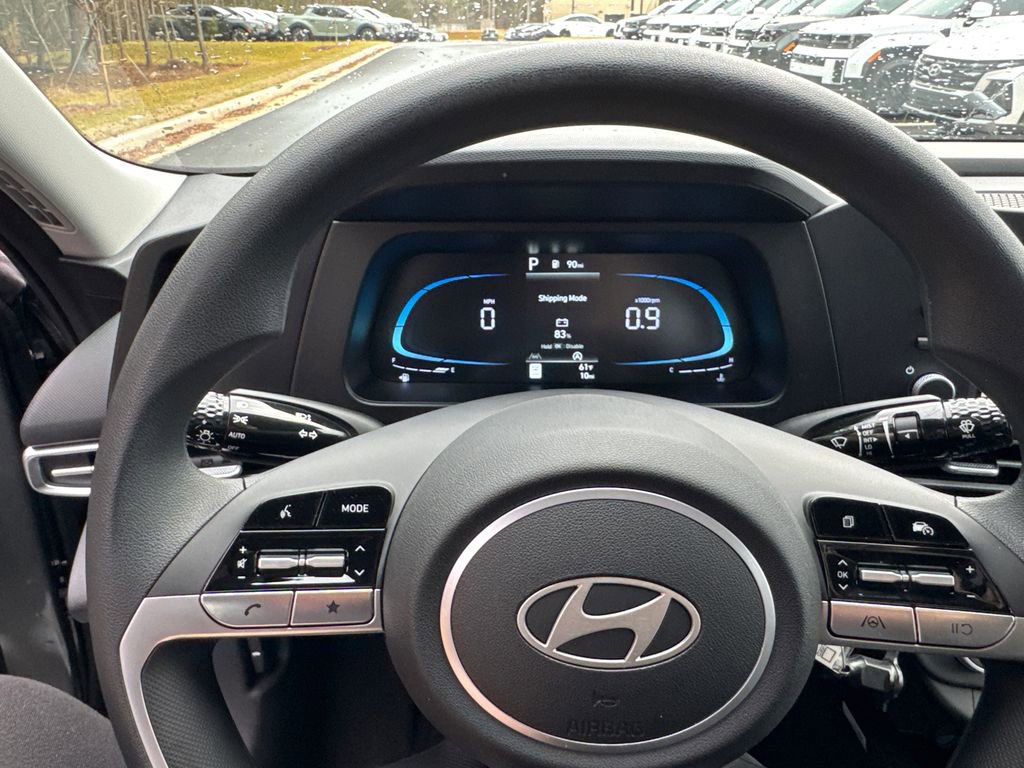 New 2026 Hyundai Elantra SE FWD image 17