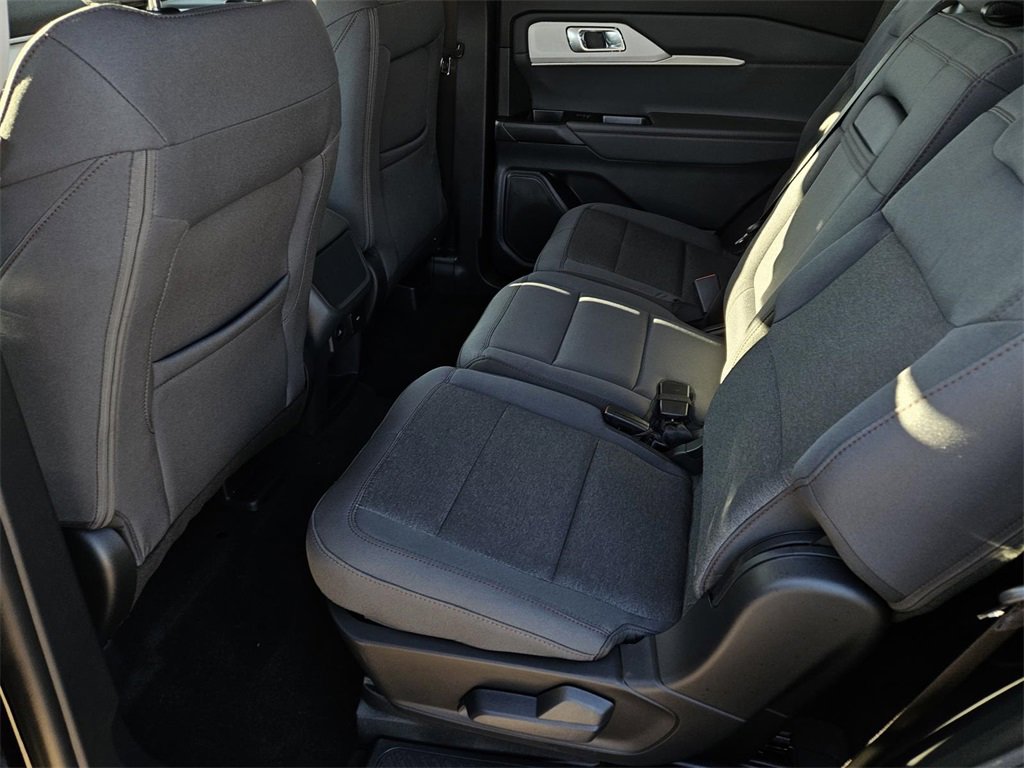 New 2026 Ford Explorer Active image 9