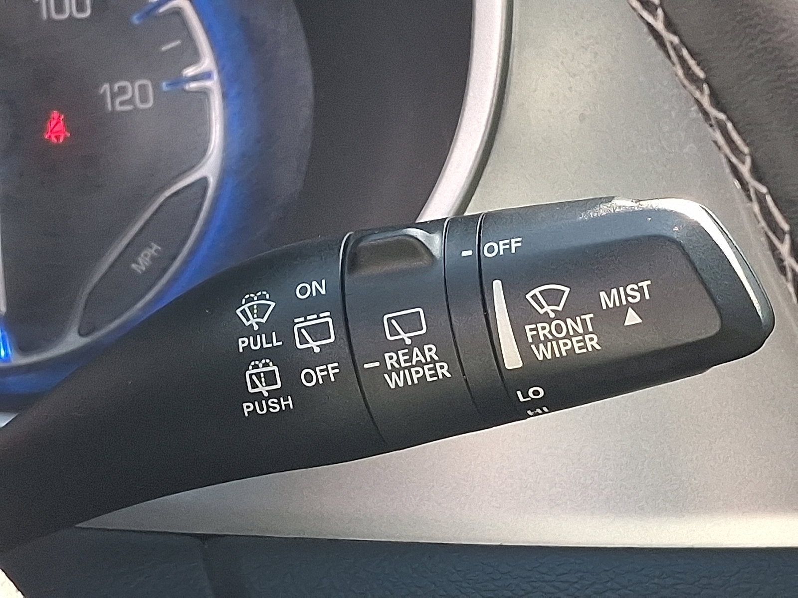 Used 2020 Chrysler Pacifica Touring-L w/ Advanced Safetytec Group image 27