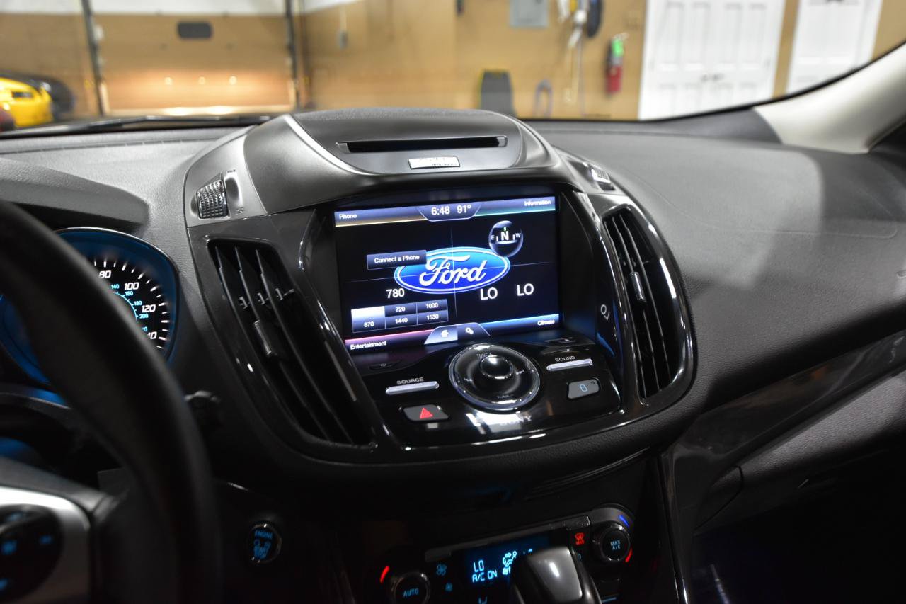 Used 2014 Ford Escape Titanium FWD image 20