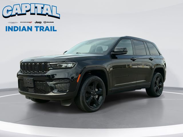 Used 2023 Jeep Grand Cherokee Altitude