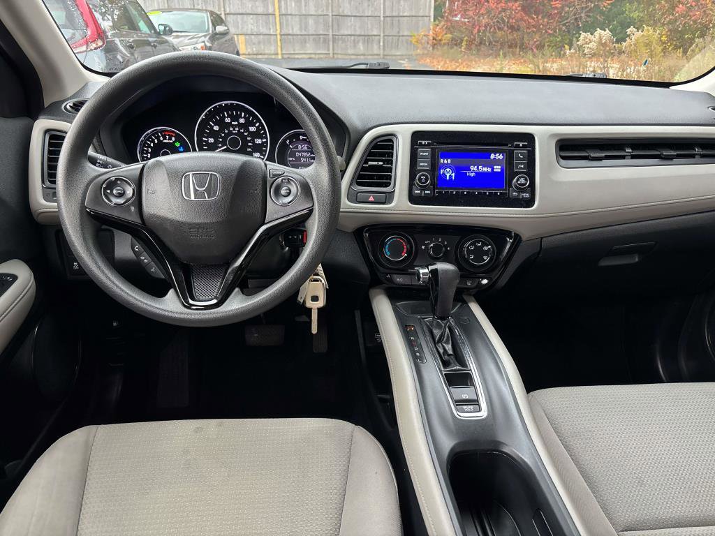 Used 2019 Honda HR-V LX image 12