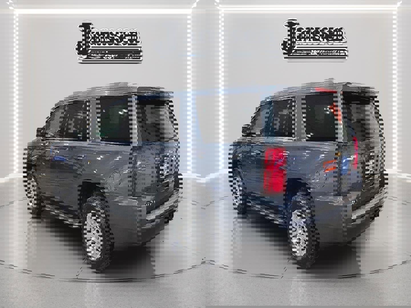 Used 2020 Chevrolet Tahoe LT image 3