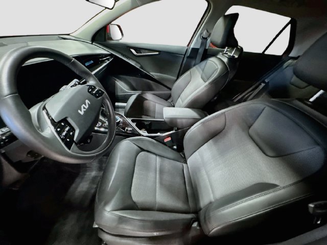 Certified 2025 Kia Niro EX w/ EX Cold Weather Package FWD image 22