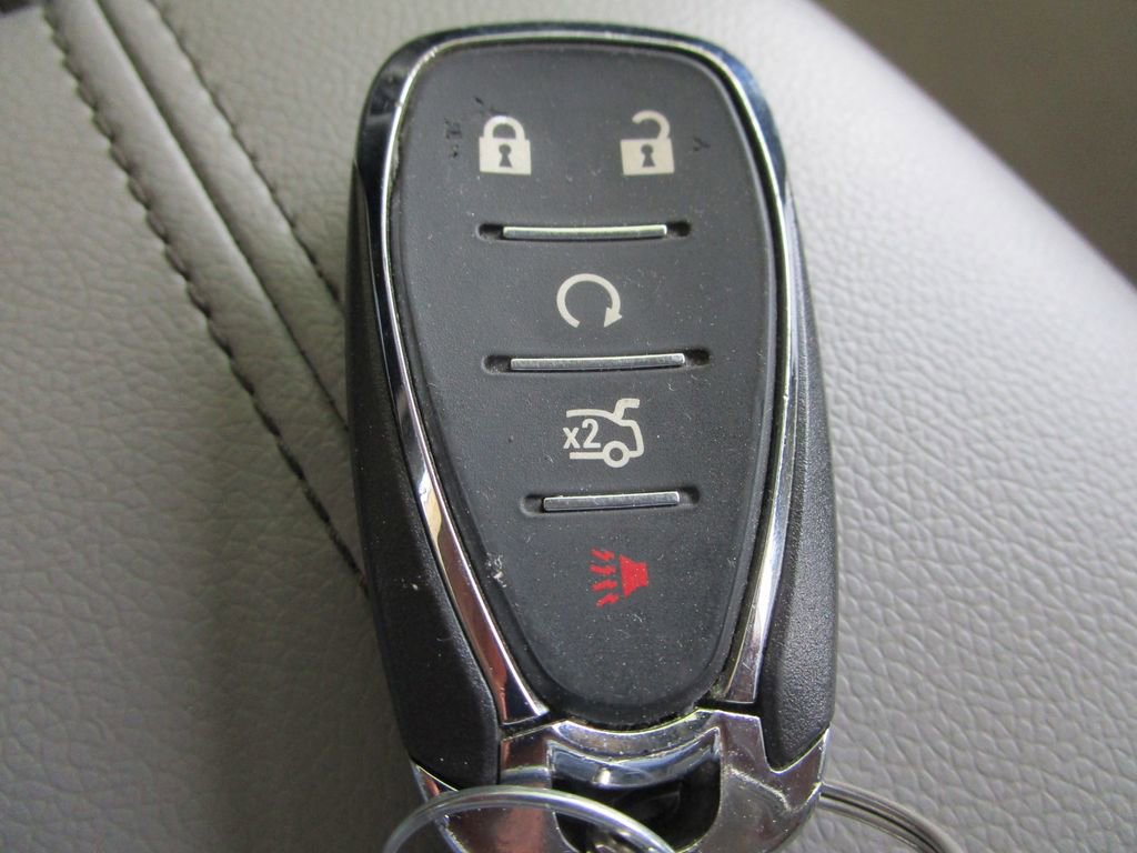 Used 2025 Chevrolet Malibu LT image 37