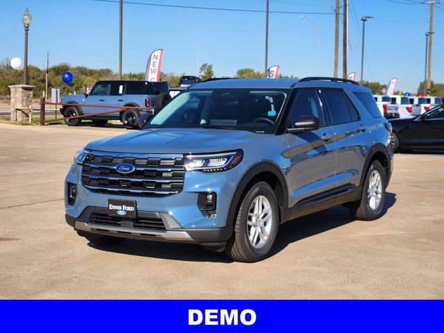 New 2026 Ford Explorer Active image 3