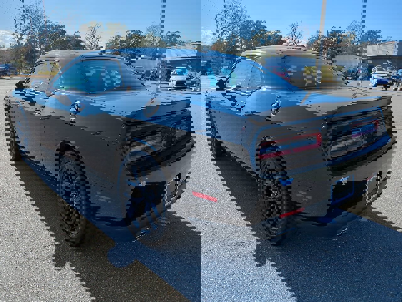 Used 2023 Dodge Challenger SXT w/ Blacktop Package image 6