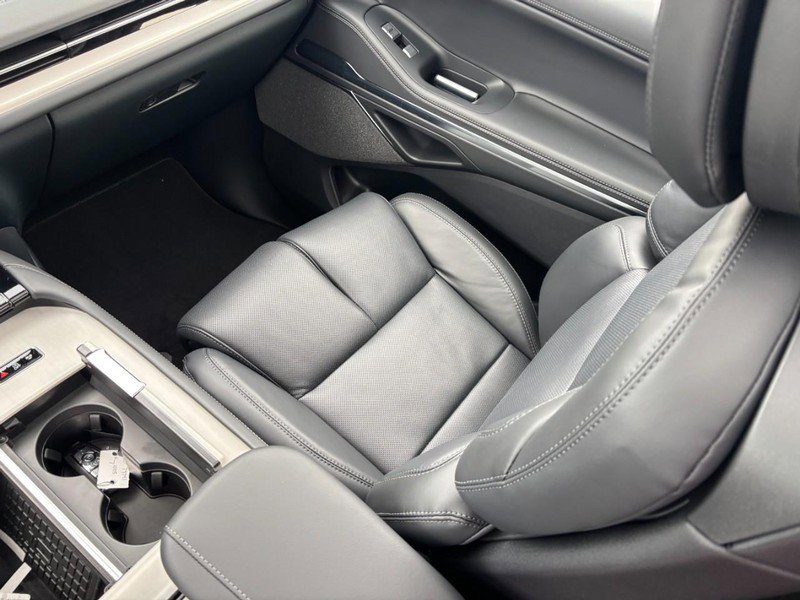 New 2026 Lincoln Navigator Reserve w/ Jet Appearance Package image 15