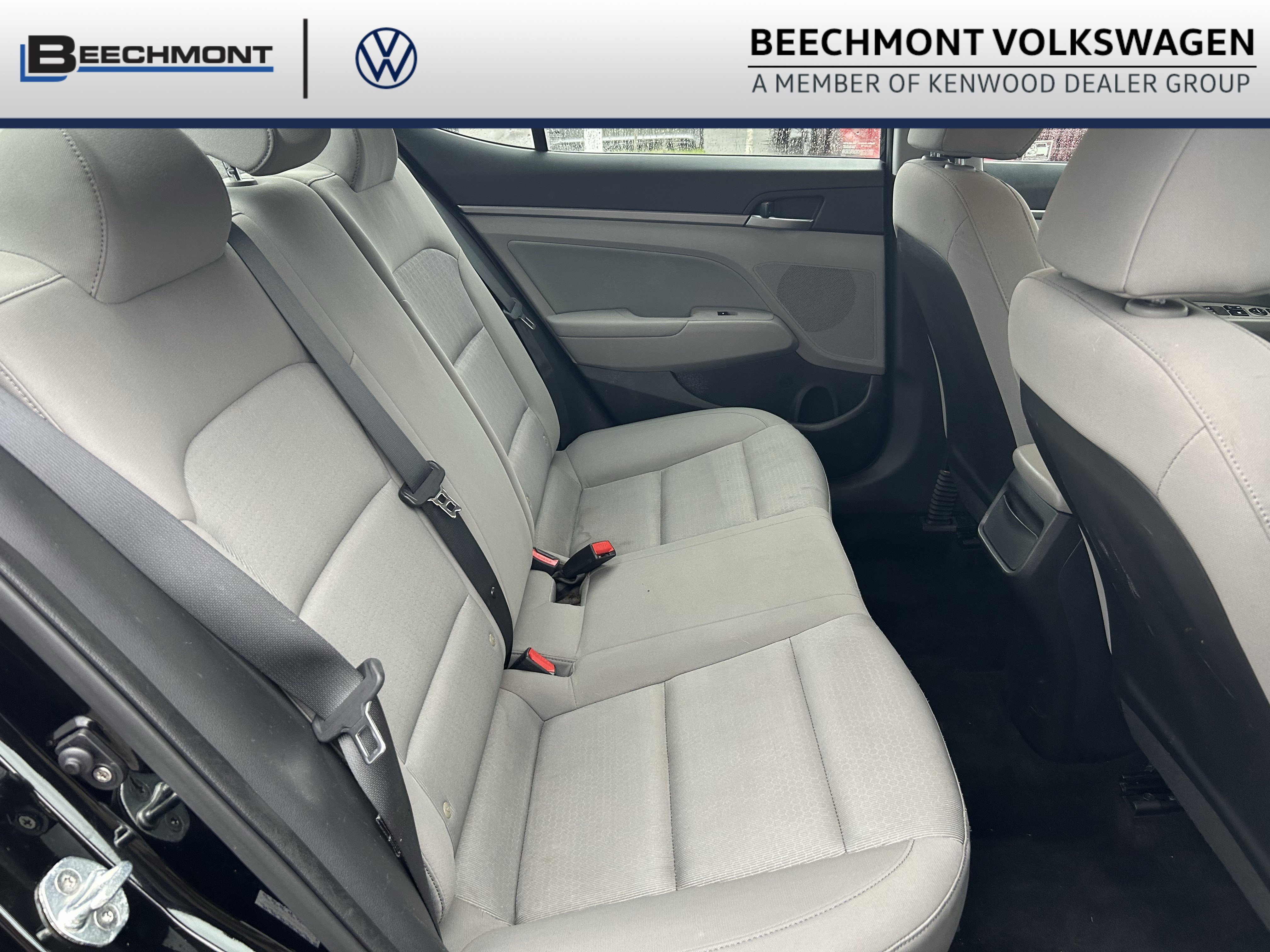 Used 2017 Hyundai Elantra SE image 22