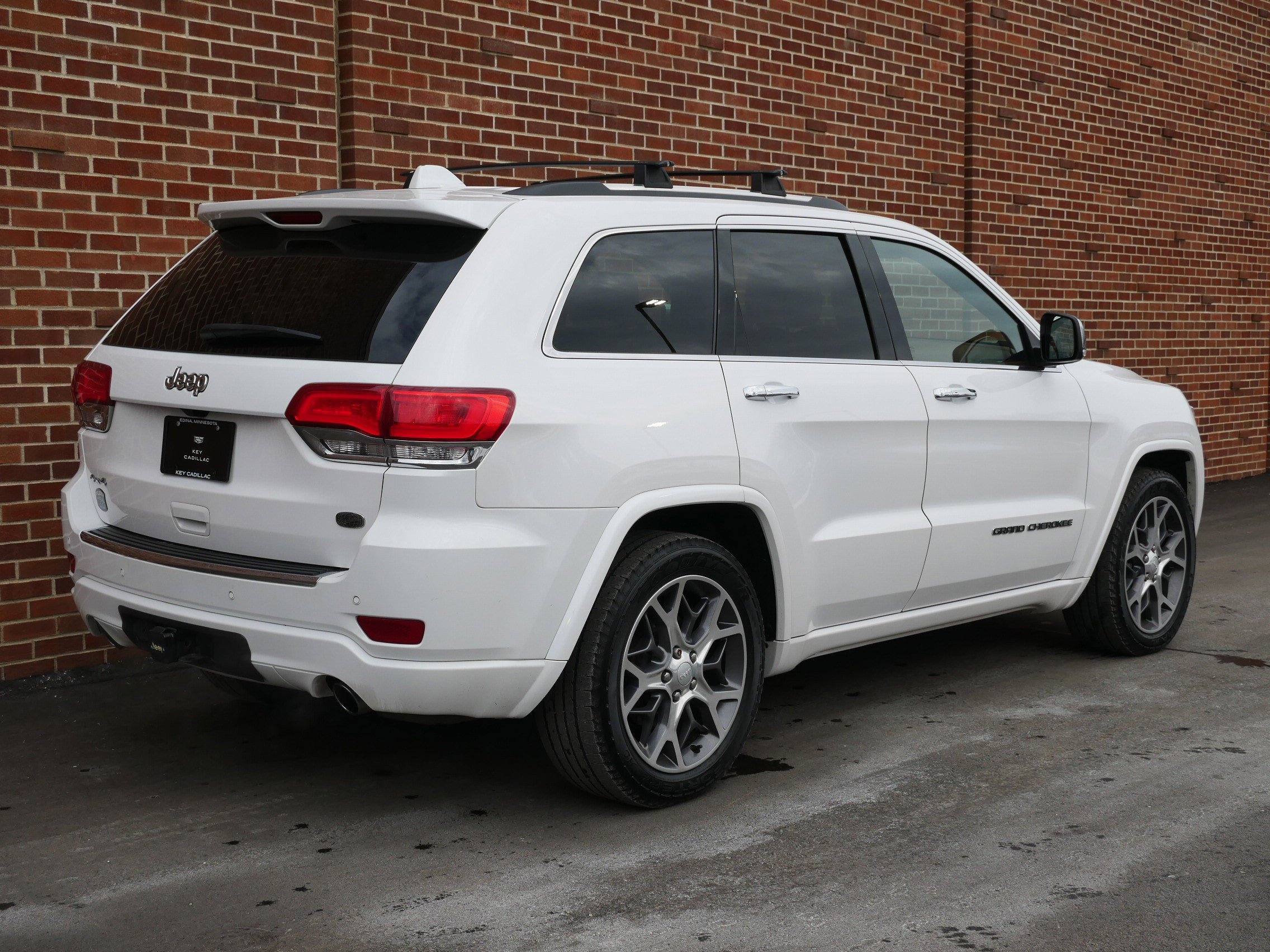 Used 2020 Jeep Grand Cherokee Overland image 25